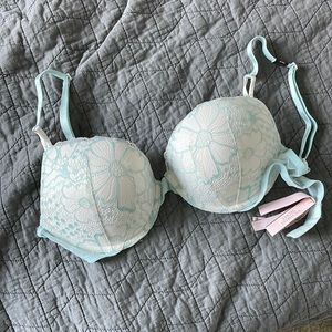 Victoria secret push up bra